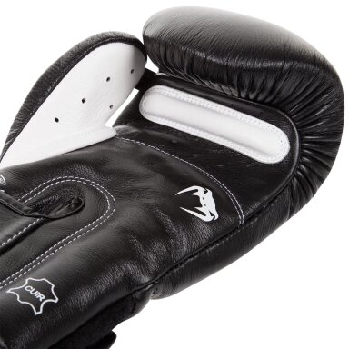 "Venum" Boxing Gloves Giant - Black