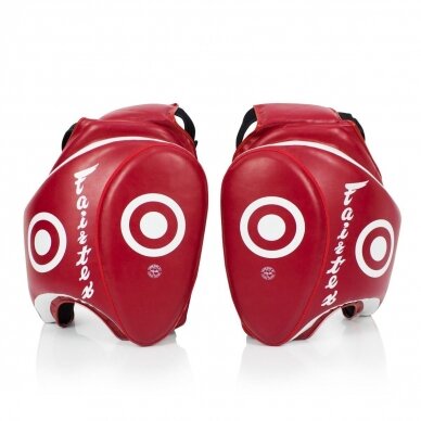 "Fairtex" trenerio kojų apsaugos TP3 - Red "Fairtex" trenerio kojų apsaugos TP3 - Red