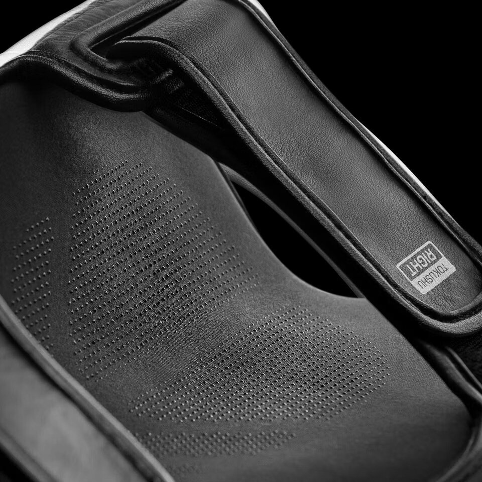 "Hayabusa" T3 Striking Shin Guards - Black 2 "Hayabusa" T3 Striking Shin Guards - Black 2