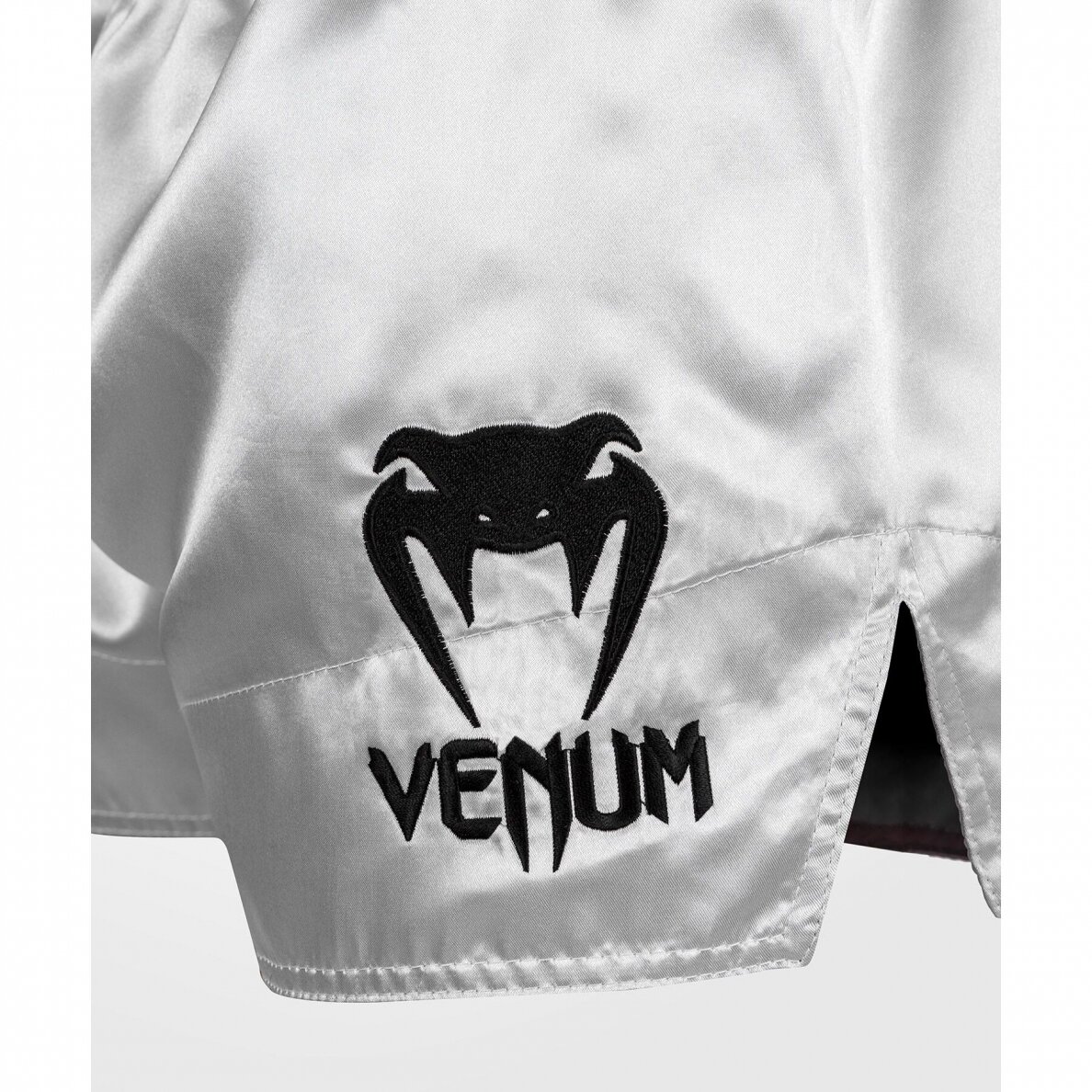 "Venum" K1 / Thai šortai Classic - Silver/Black 3