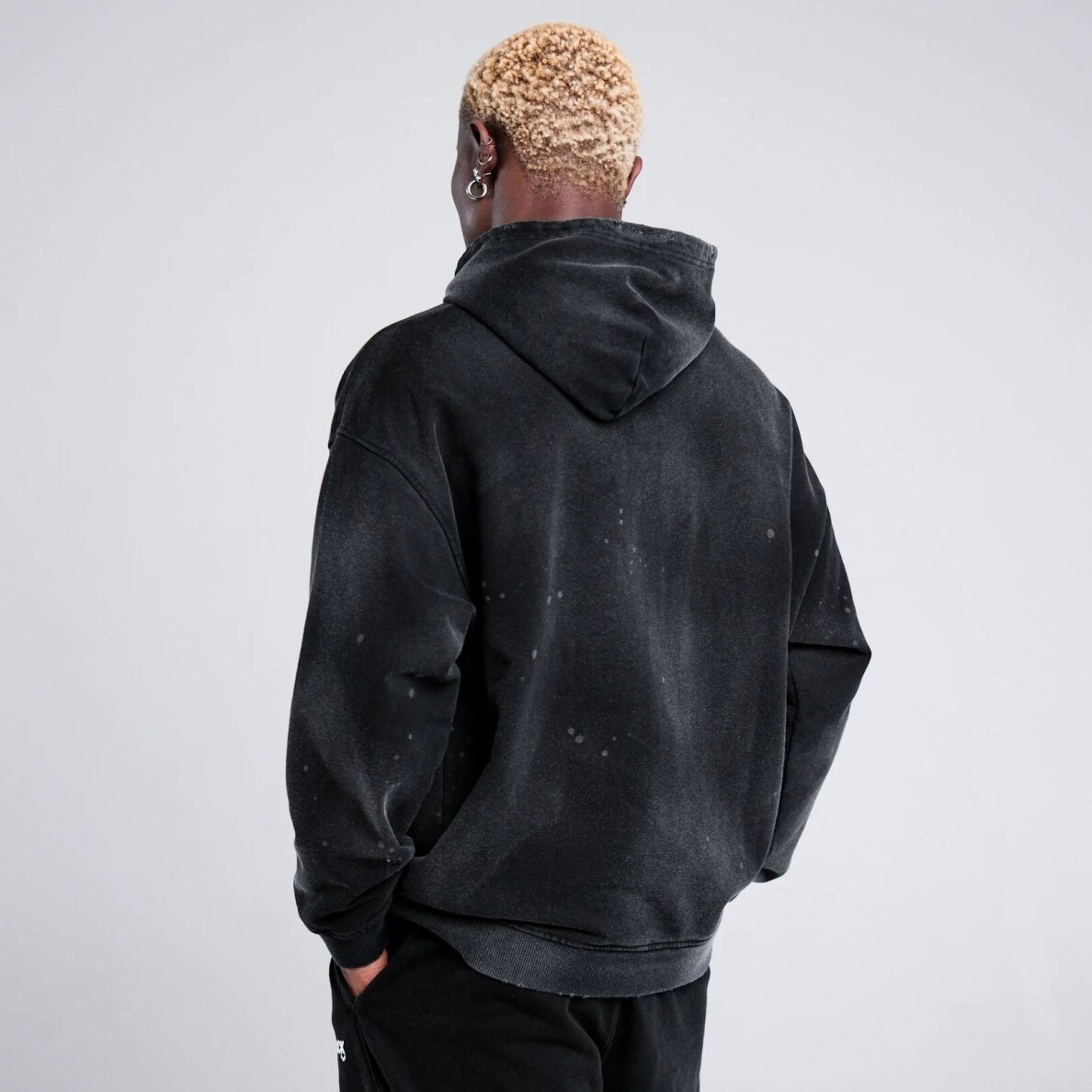"Knock" džemperis - Distorted Hoodie 6
