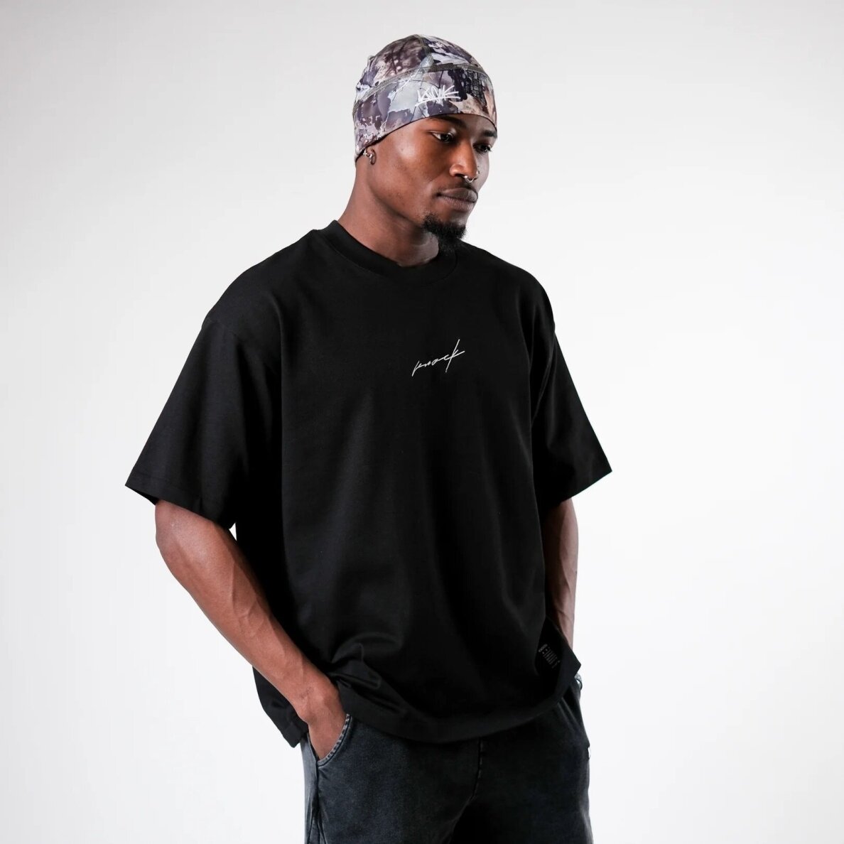 "Knock" marškinėliai - Mid County Heavy Tee - Black 7