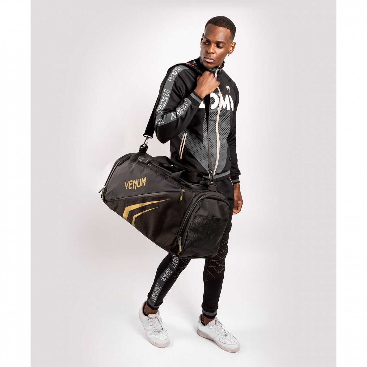 Venum Trainer Lite Evo Sports Bag – Black/Gold 8