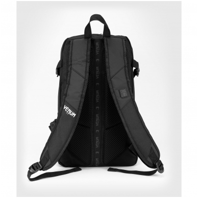 "Venum" sportinė kuprinė Pro Evo - Black/White 2 "Venum" sportinė kuprinė Pro Evo - Black/White 2