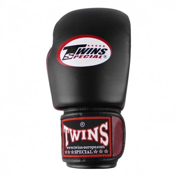 "Twins" bokso pirštinės BGVL3 - Black/Wine Red 3 "Twins" bokso pirštinės BGVL3 - Black/Wine Red 3