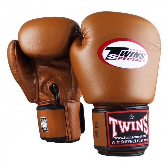"Twins" Boxing Gloves BGVL3 - Retro