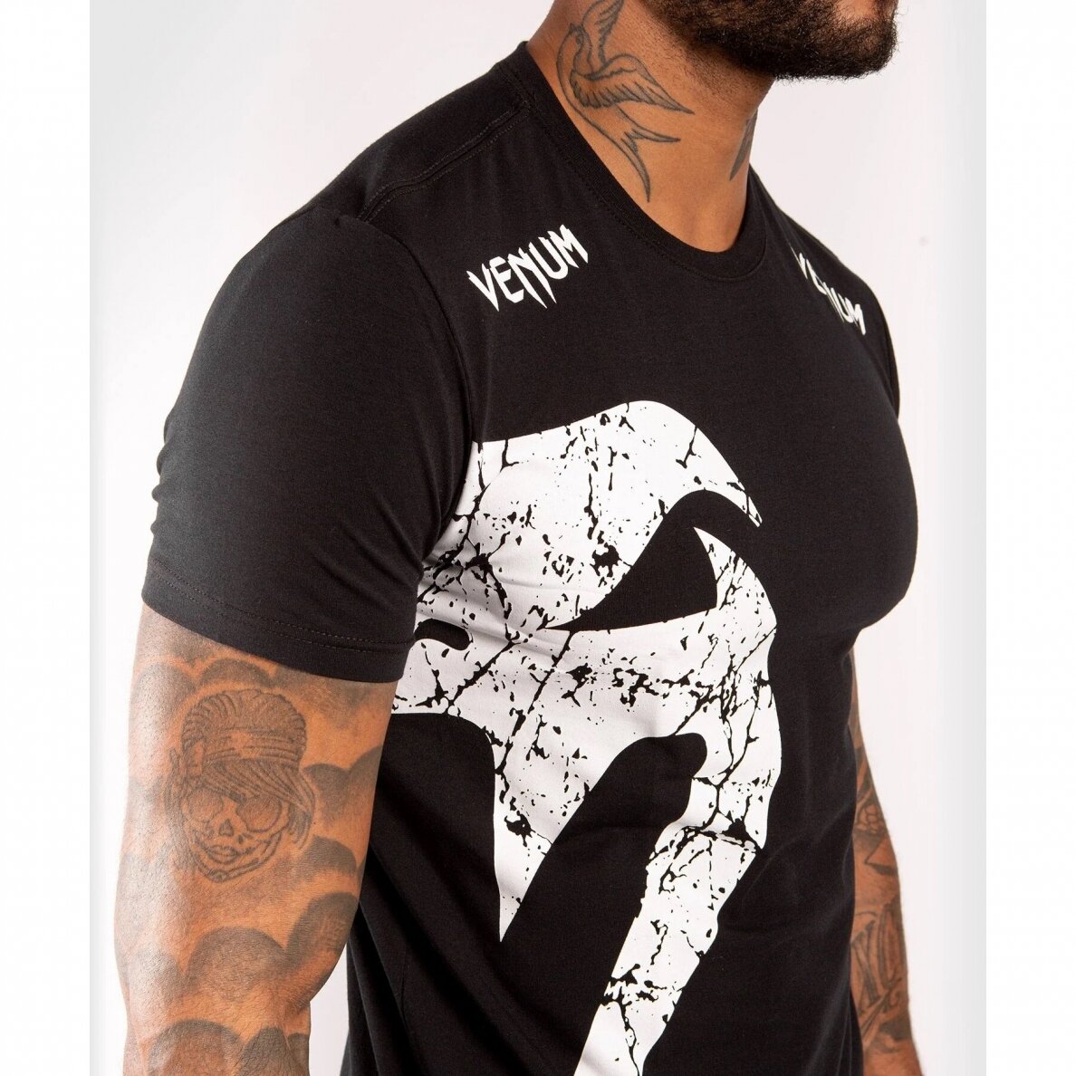 "Venum" Giant T-Shirt - Black/White 1