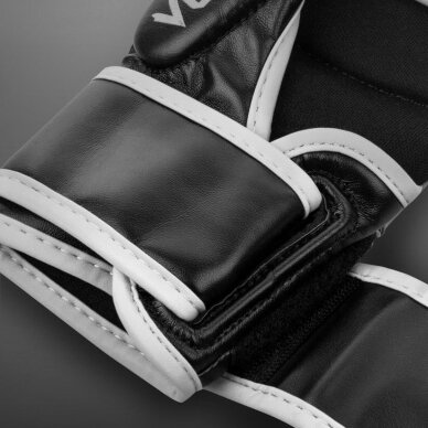 "Venum" sparingo pirštinės Challenger 3.0 - Black/White 3 "Venum" sparingo pirštinės Challenger 3.0 - Black/White 3
